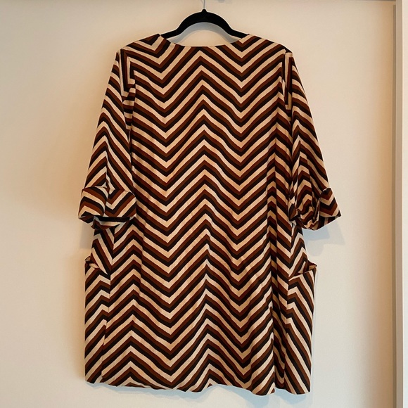 EUC Eva Franco Chevron Car Coat - Picture 10 of 12